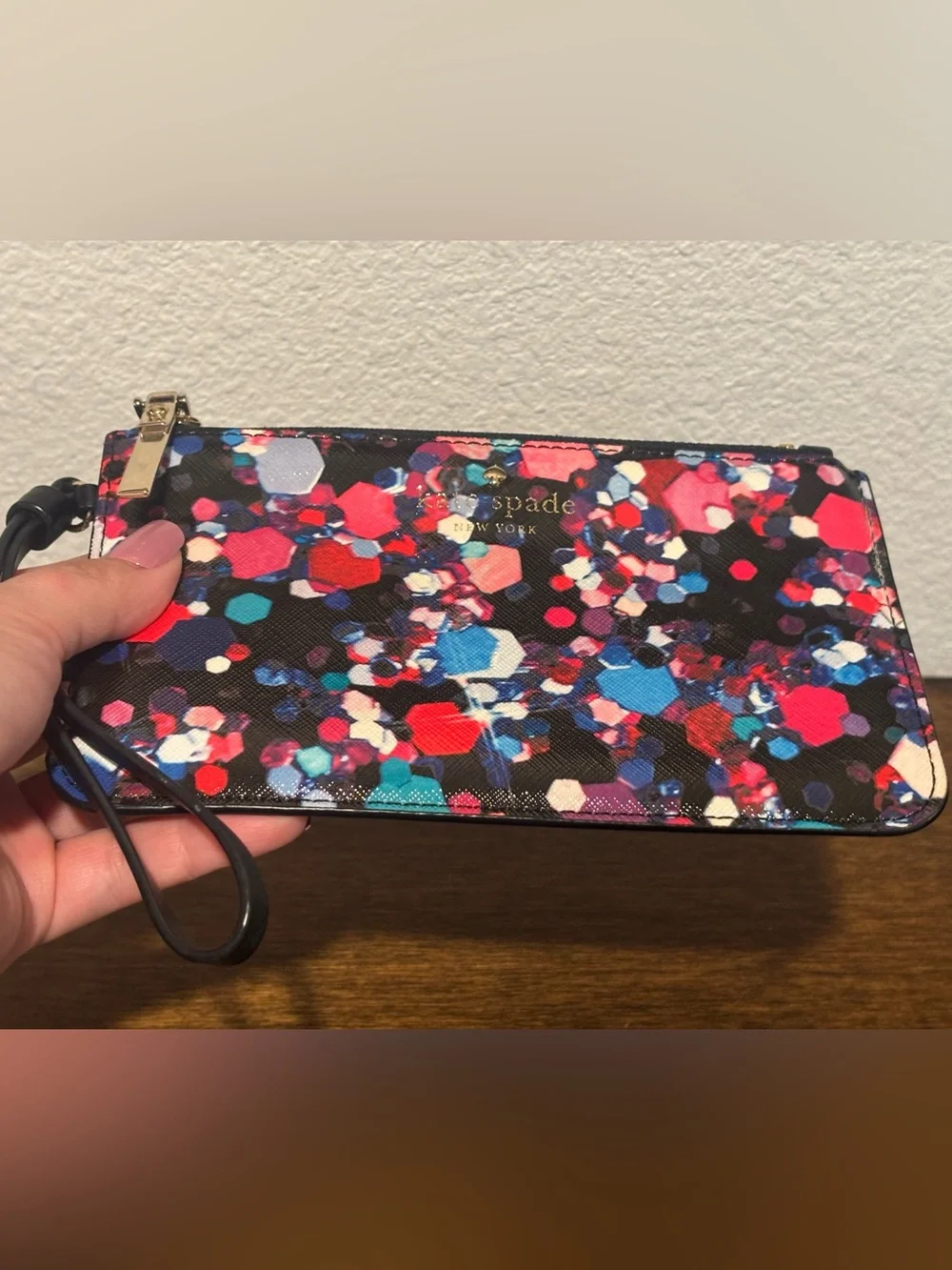 kate spade black multicolor confetti wristlet w storybook lining - Picture 3 of 7